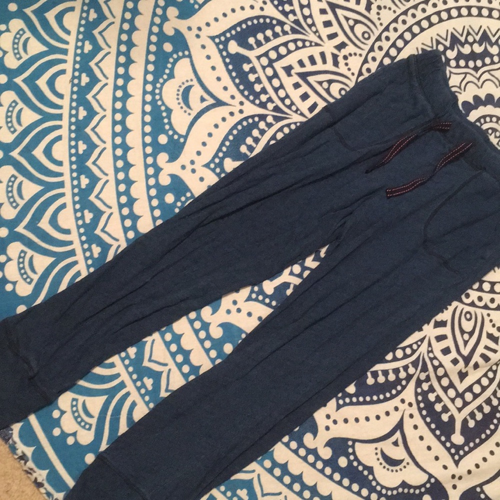 Joggers - Picture 2 of 4
